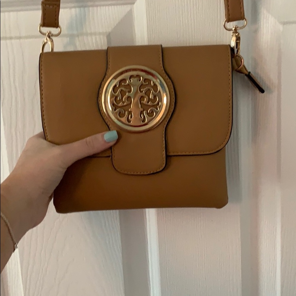 Sasha NY tan satchel